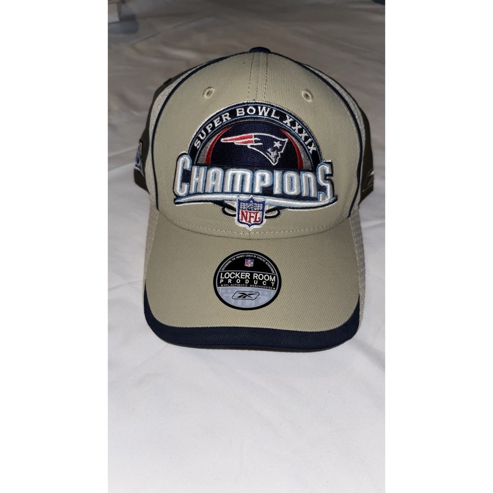 New England Patriots Super Bowl XXXIX Champions Reebok NFL Locker Room Hat NEW